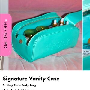 Truly Mint Green Vanity Case